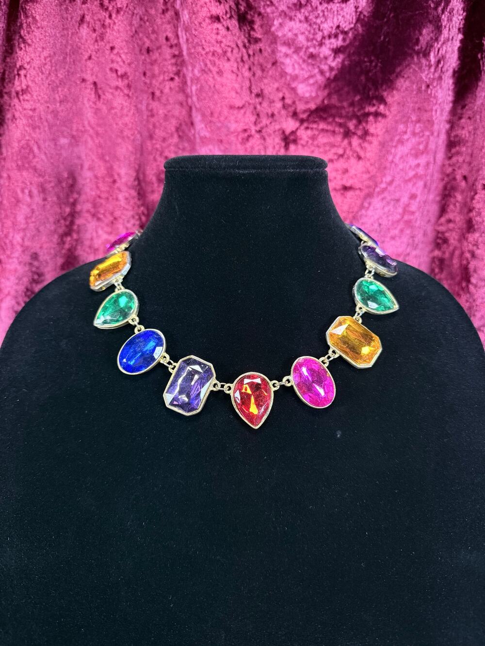 Vintage Gold Tone Necklace Multicolor Rainbow Faceted Rhinestone Jewel Statement